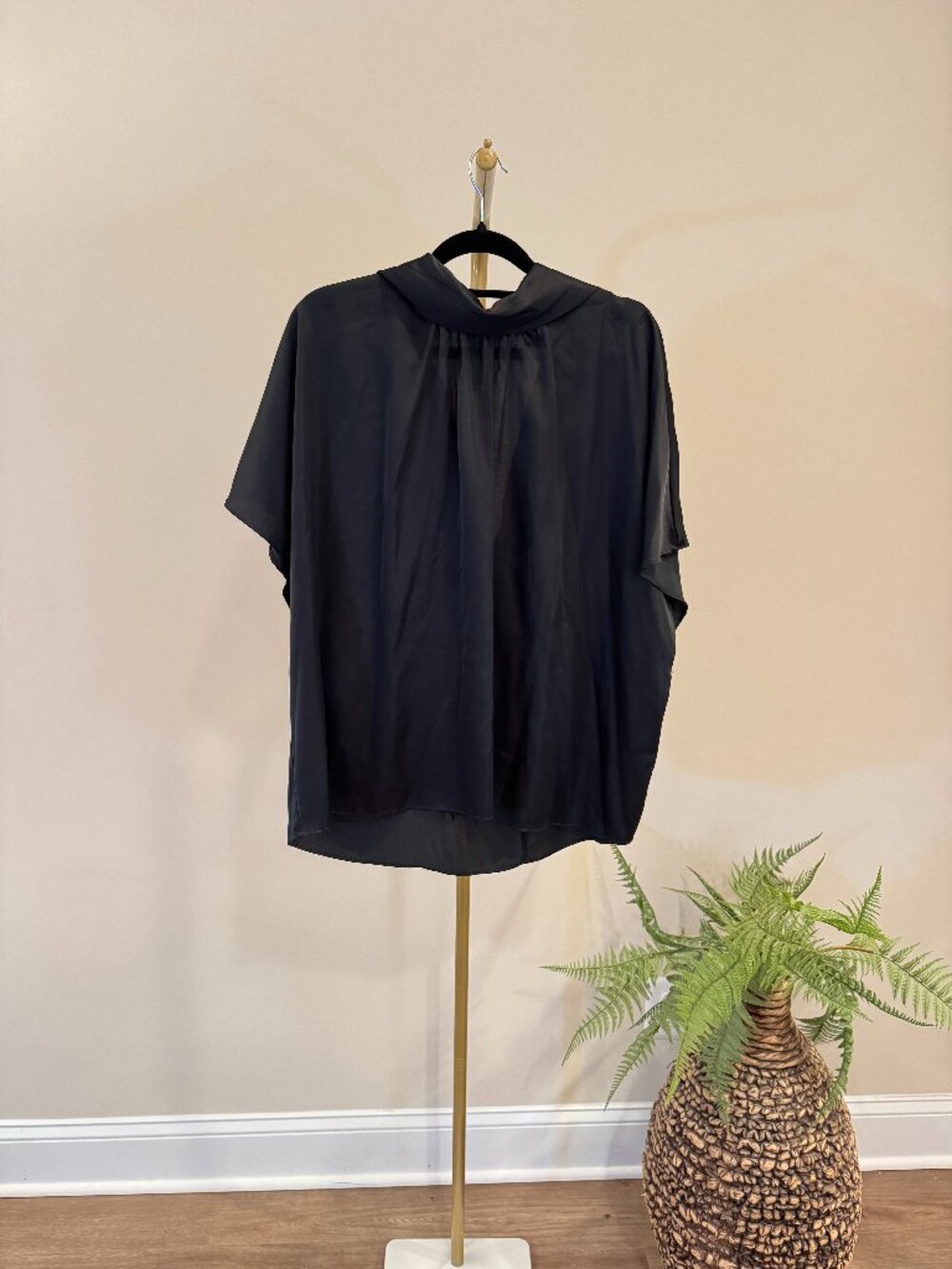 Banana Republic Silk High Tie Neck Blouse